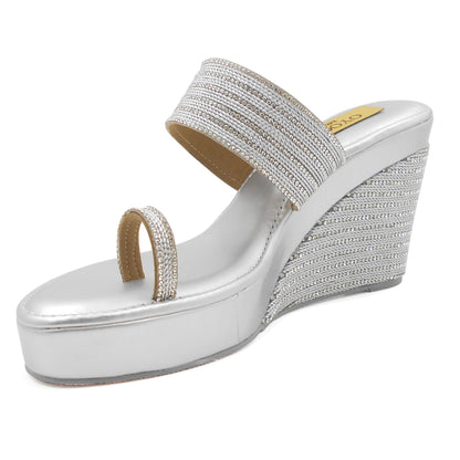 3.5 inch sandal