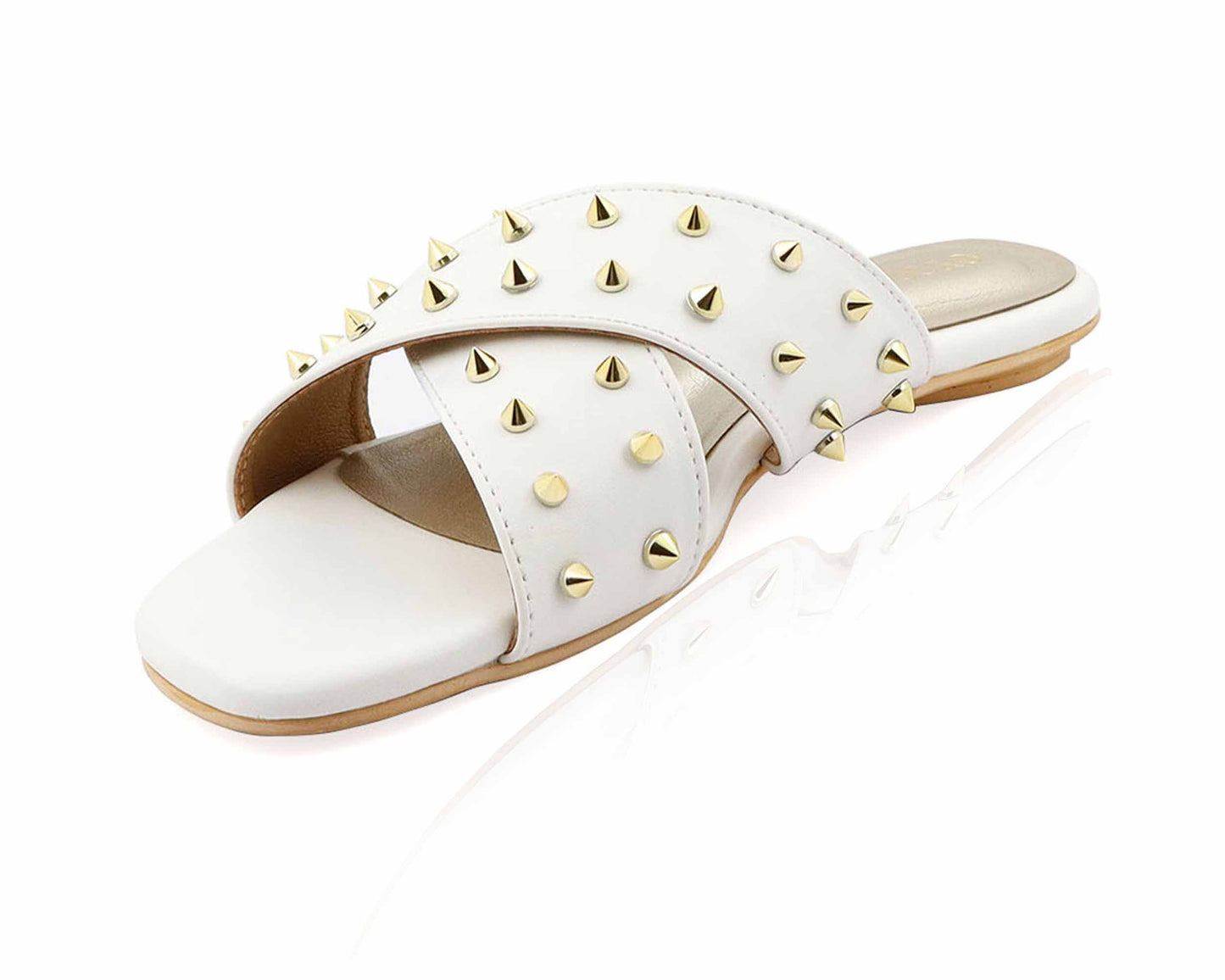 Oyoqchi flat studs footwear white