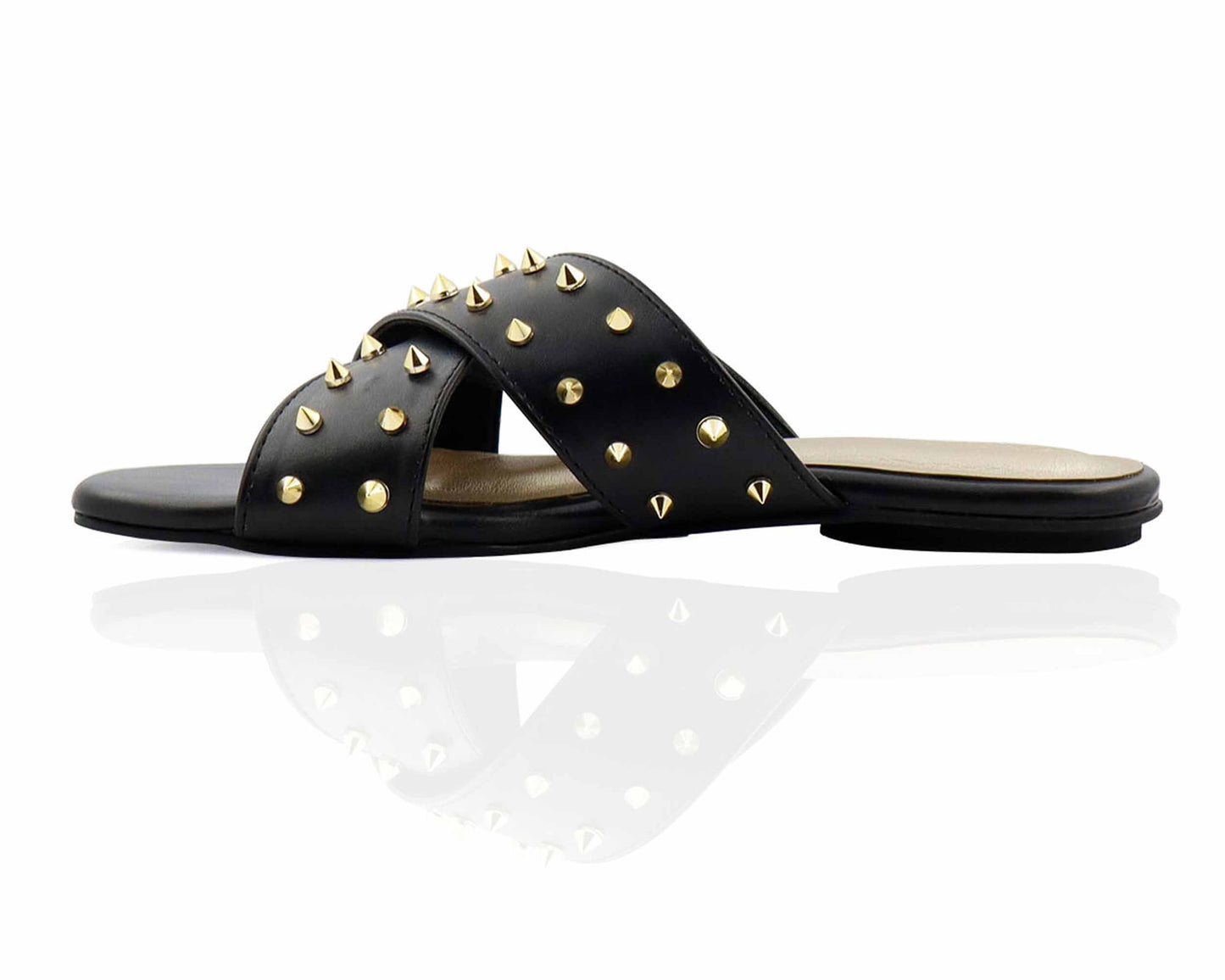 Women's black flat sandal